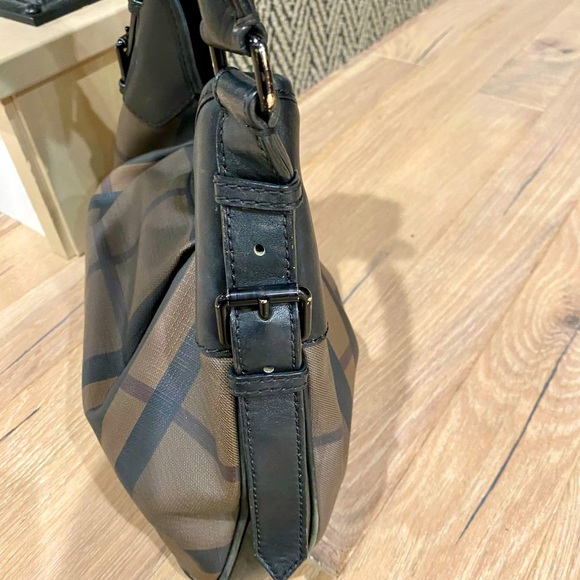 BURBERRY shoulder bag, authentic with dust bag - Picture 5 of 15